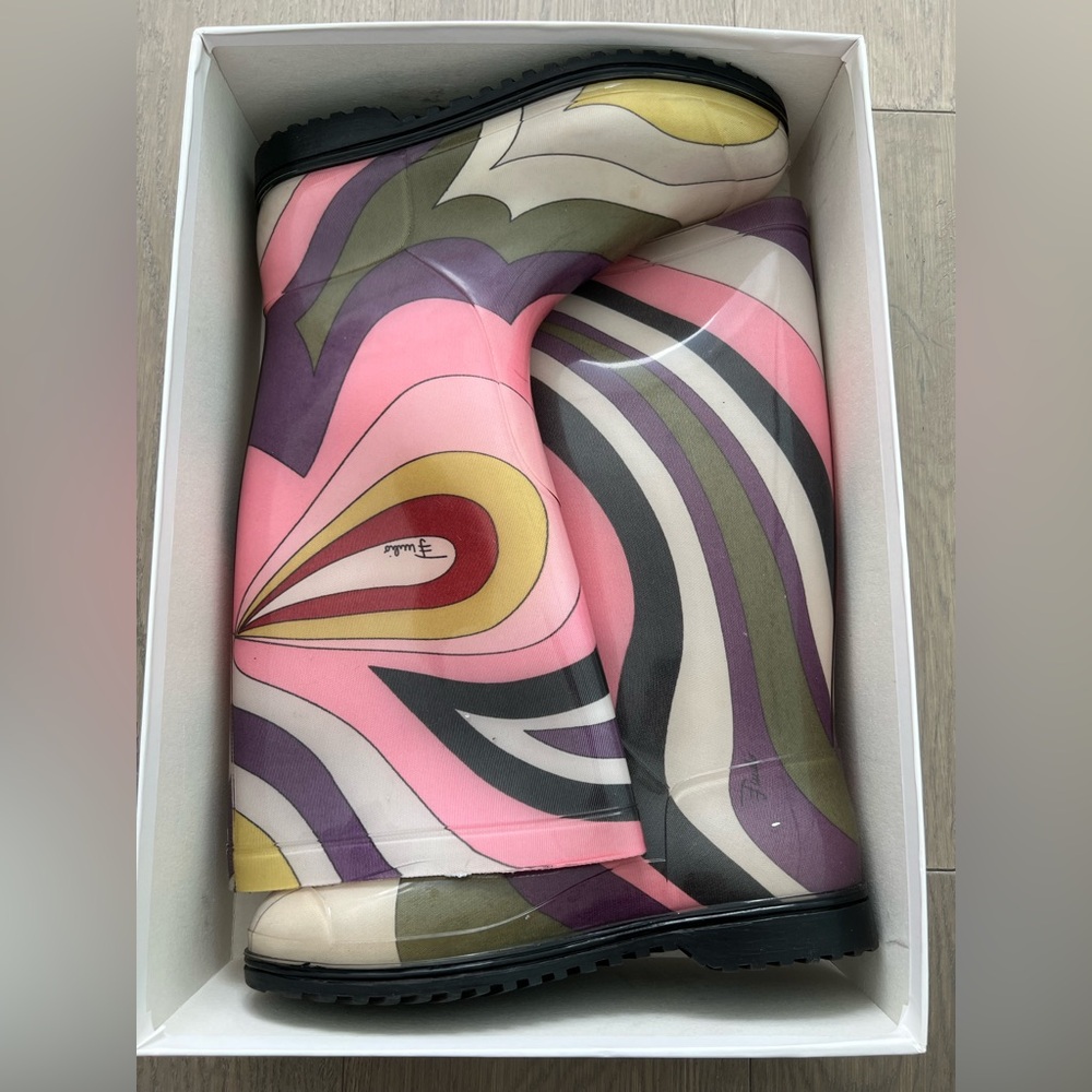 Emilio Pucci Pink Multicolor Wave-Pattern Rain Boots - Picture 6 of 7
